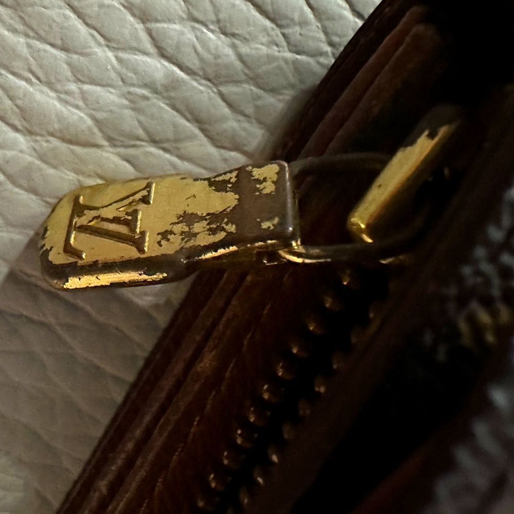 Louis Vuitton Monogram Porte-Monnaie Billets Tresor Wallet (authentic) - Picture 16 of 16